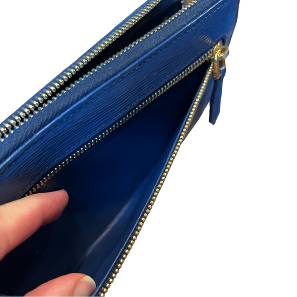 Authentic Prada Vittello Move Long L-Shaped Zip Around Wallet 1ML183 - Preowned - Picture 10 of 11